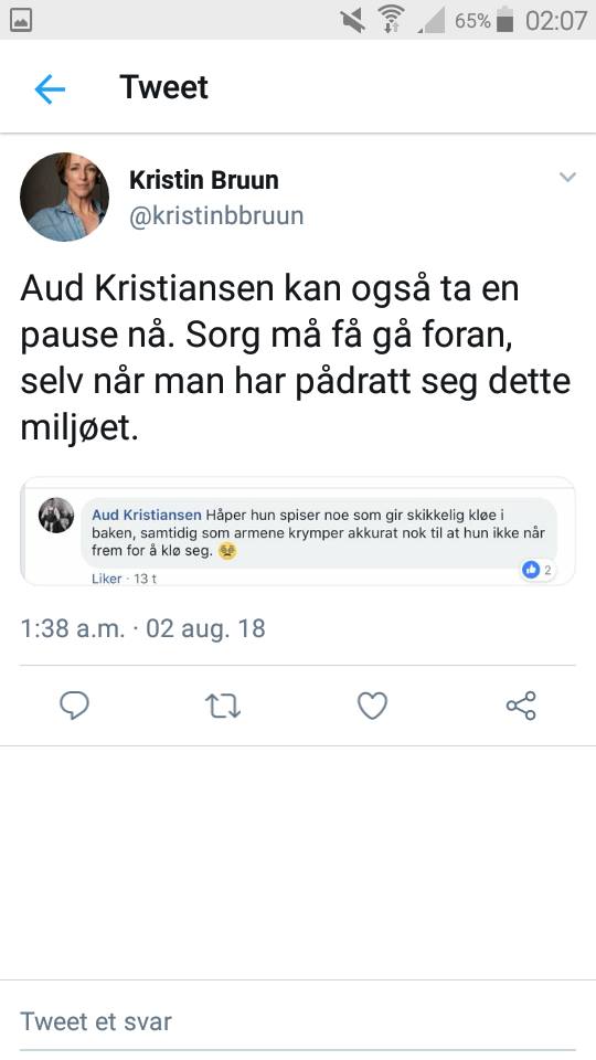 Irene Hov sprer skjermdump av at Kristin Bruun ber om å få sørge i fred